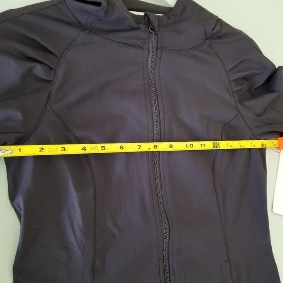 Yogalicious Athletic Jacket with hood - Picture 6 of 7